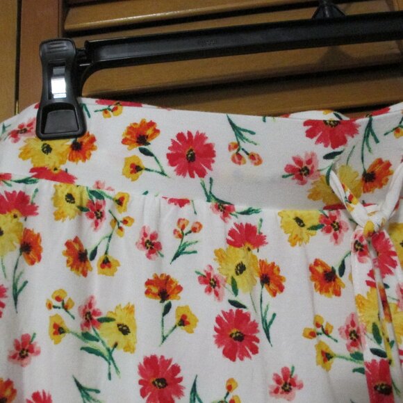 Maurices sleep shorts lightweight, stretchy, super soft floral like new size XXL - Picture 5 of 7